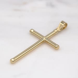 14 karat yellow gold cross pendant