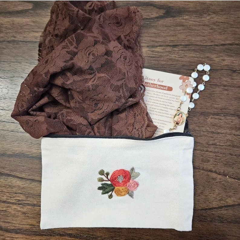 Veil Bags, Hand embroidered pouch, Mass bags image 5