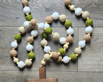 Felt Wall Rosary: Olive