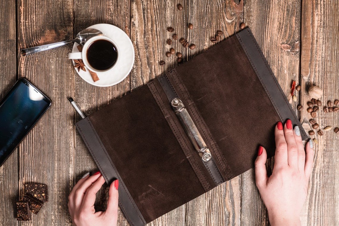 Leather menu A5 with ring binder mechanism. Menu cover with Etsy