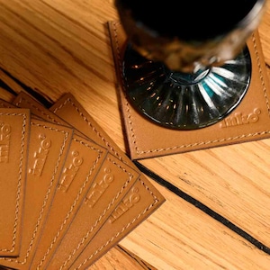 Minimalist Leather Coaster Set of 5 pcs – Custom Engraved Coasters for Drinks, Personalized for Home, Office or Modern Gift Ideas