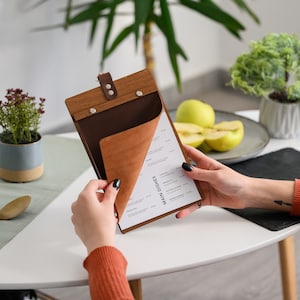Rustic Wooden Menu Board with Leather Cover and Metal Ring Binding – Custom Restaurant Menu Holder for Hospitality Display