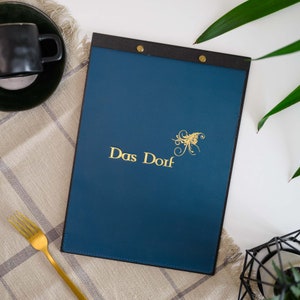 Tableau de menu en bois avec couverture en cuir, idéal pour feuilles A4, logo personnalisé, parfait pour restaurants et chemises de menu