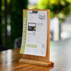 Soporte de mesa de madera de roble con carpeta de latón: soporte para menús de tamaño media carta, expositor de letreros para restaurantes, soporte de sobremesa con portapapeles