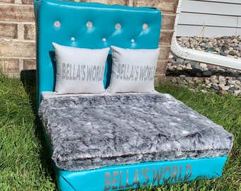 Majestic Tufted Pet Bed