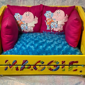 Customizable Pet Bed: Personalized Logo/Picture Pillows