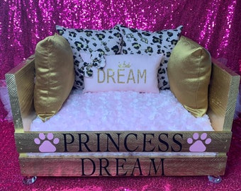 Golden Pet Throne, customized pet bed, dog bed, cat bed , luxury pet bed