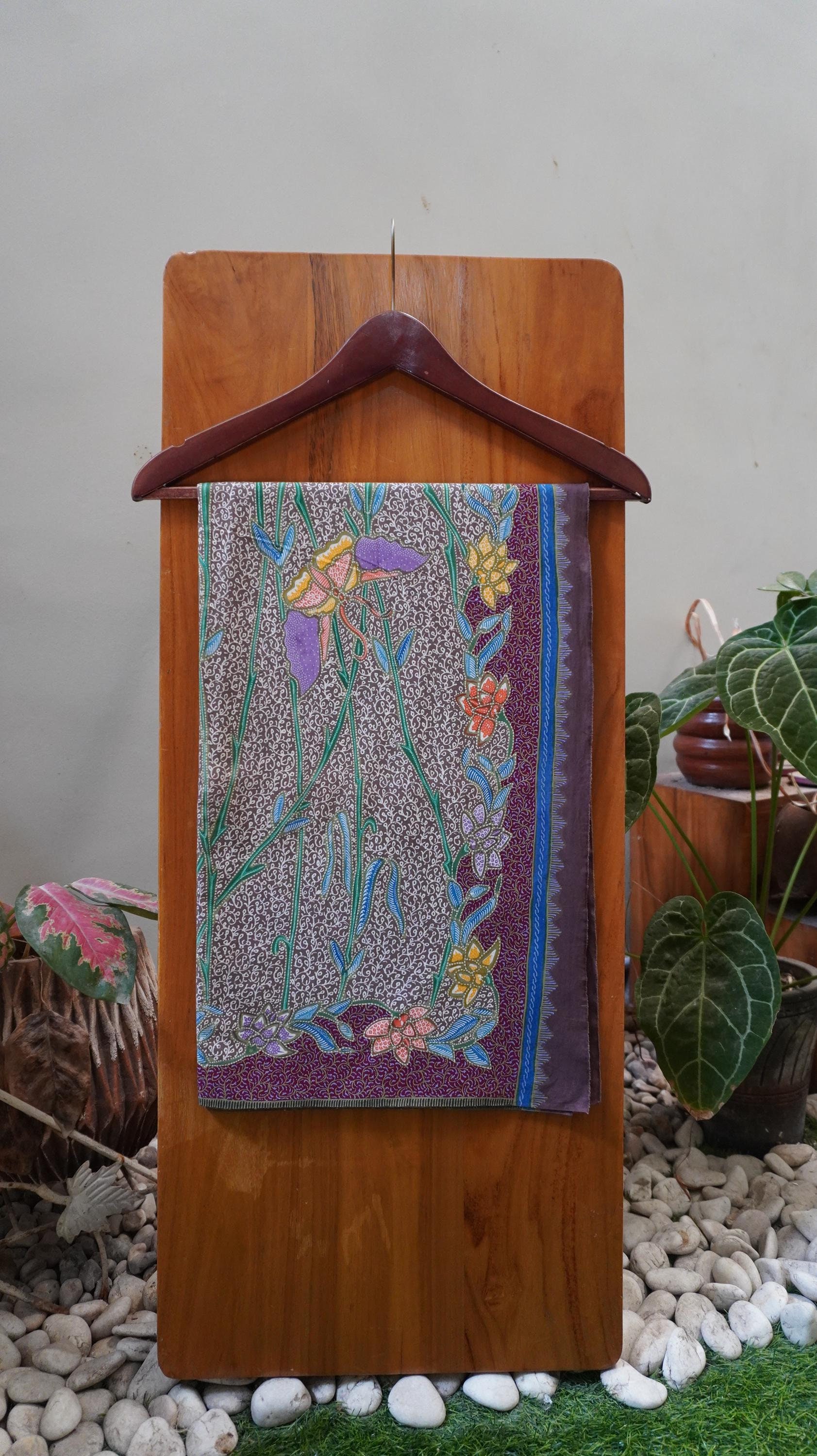 Iwan tirta - Etsy 日本