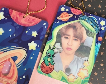 Space Alien Acrylic Photocard Holder | Kpop PC Holder Accessory