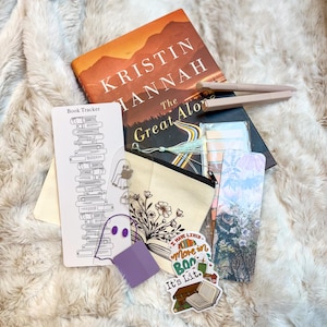 Curated and customized bookish annotation kit for book lovers bibliophiles, everything but a book set booktok bookstagram librarian