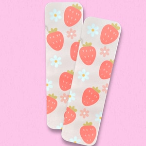 Strawberry bookmarks| book lover gift| bookmark collection| bookish bookmark| summer bookmark| cute book charms| handmade bookmark