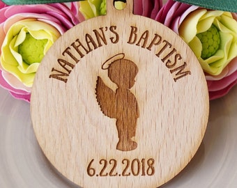 Chaveiro de madeira para batizado - Design de anjo personalizável para menino ou menina