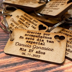 Recuerdos De Quinceañera Keychain- Mis XV recuerdos llaveros -Sweet 16 Favors - Mis 15 recuerdo - Recuerdo de quinceanos - Quince keychain