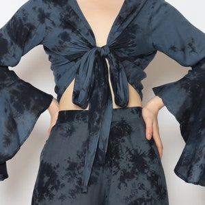Versatile Bohemian Top with Adjustable Front Ties and Ruffled Sleeves – Premium Rayon Material, Ideal for All Seasons, SM-XXL Sizes