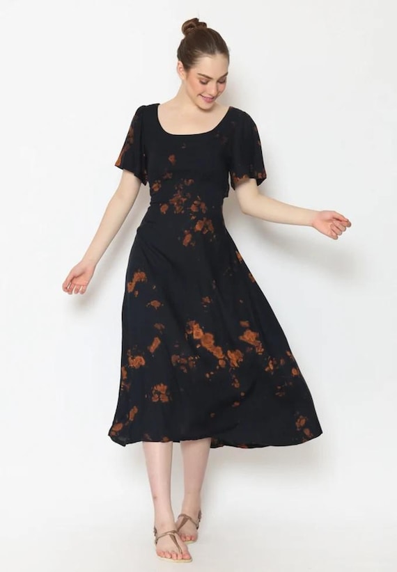 Elegant Tie Back Dress with Lined Bust & Elastic Waist - Versatile - Comfortable Rayon Material - Adjustable Fit - Stylish Closure - Two