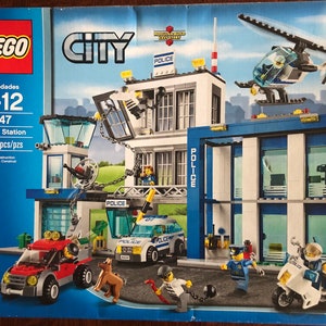 narre begå segment LEGO CITY 60047 Police Station 854 Pcs/pzs New in Box - Etsy