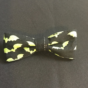 Halloween Bat Hair Bow: Alligator Clip, Dress Up Accessory