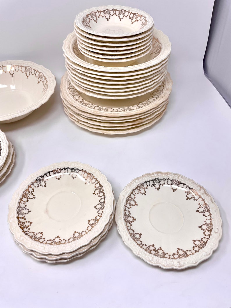 Thompson China Patterns Antique 1937 C. C. Thompson Pottery Mayfair Dinnerware Set 22k Gold C.C ...
