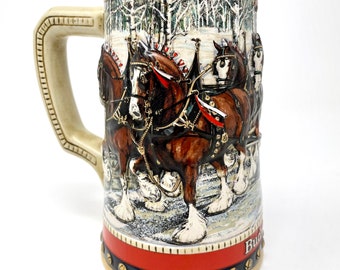 Details about   2010 Budweiser Holiday Beer Stein "Dashing Through the Snow" Clydesdales Mug 
