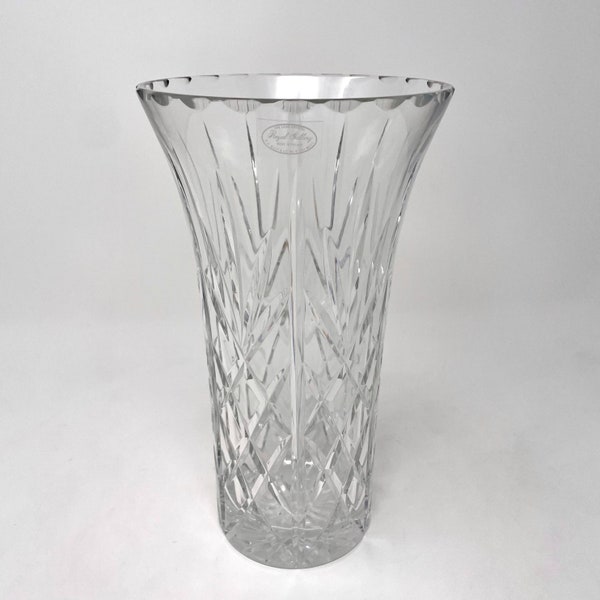 Vintage 1985 Royal Gallery 24% Lead Crystal Flower Vase Poland 9" R.H. Macy - Crystal Cut Glass Vase - Criss Cross Fan Burst Pattern