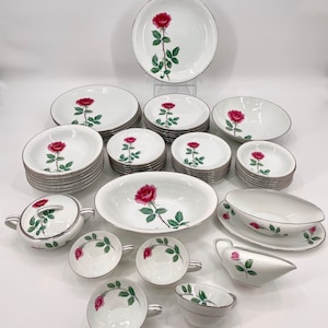 Vintage 1958 Noritake Geschirr Set RC Japan #275 Rote Rose 51 Teiliges Set - Noritake 275 - Teller, Schüsseln, Tassen, Zuckerdose - Geschirr