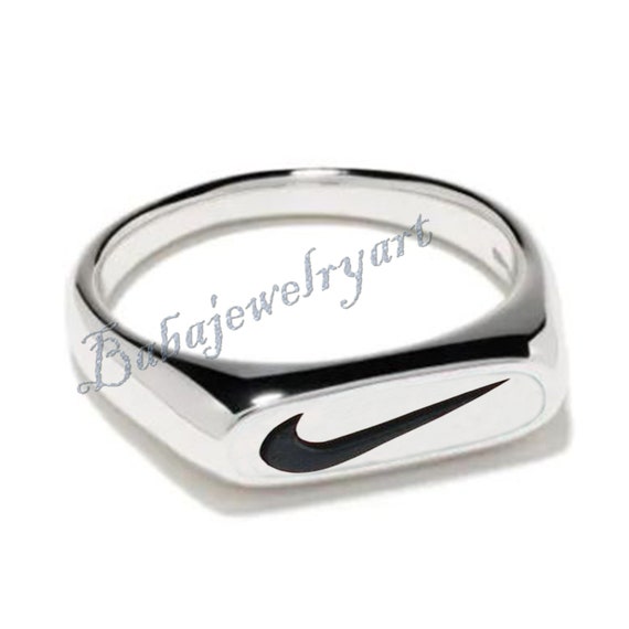 VINTAGE 1980'S RARE STERLING SILVER NIKE SWOOSH ENGRAVED MENS SPORT RING SZ.10.5
