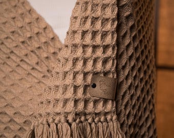 Waffle Weave Wool Blanket, Heavyweight, Warm & Thick, 100 % Wool, Soft and Skin Friendly