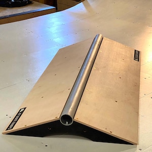 4ft slappy skate grind rail - modular construction - fits easily in most cars