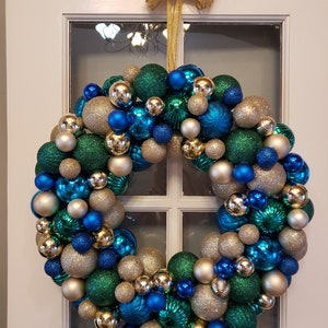 18 Christmas Ball Ornament Wreath/centerpiece - Etsy