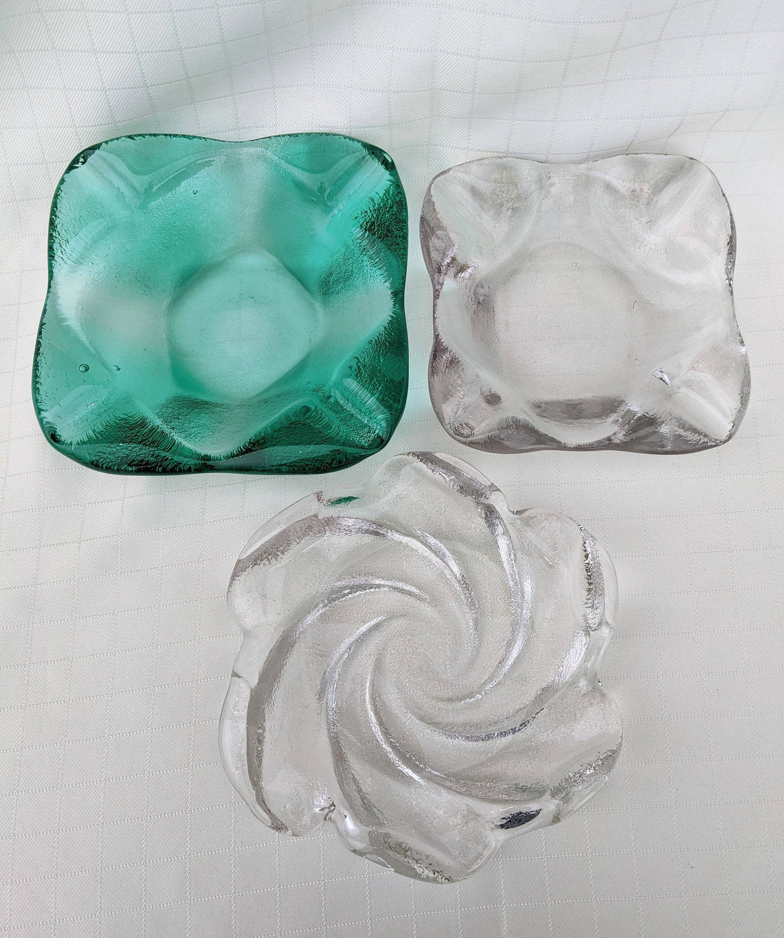 Beautiful vintage MCM ashtrays in teal clear glassheavyweight Etsy