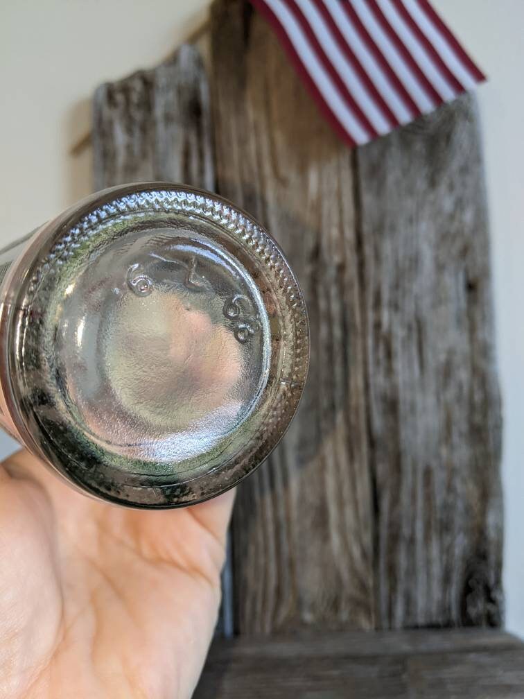 数量は多い  Nehi 10 Clear Item Collectors Bottle, Glass Vintage Oz. ライト・ランタン