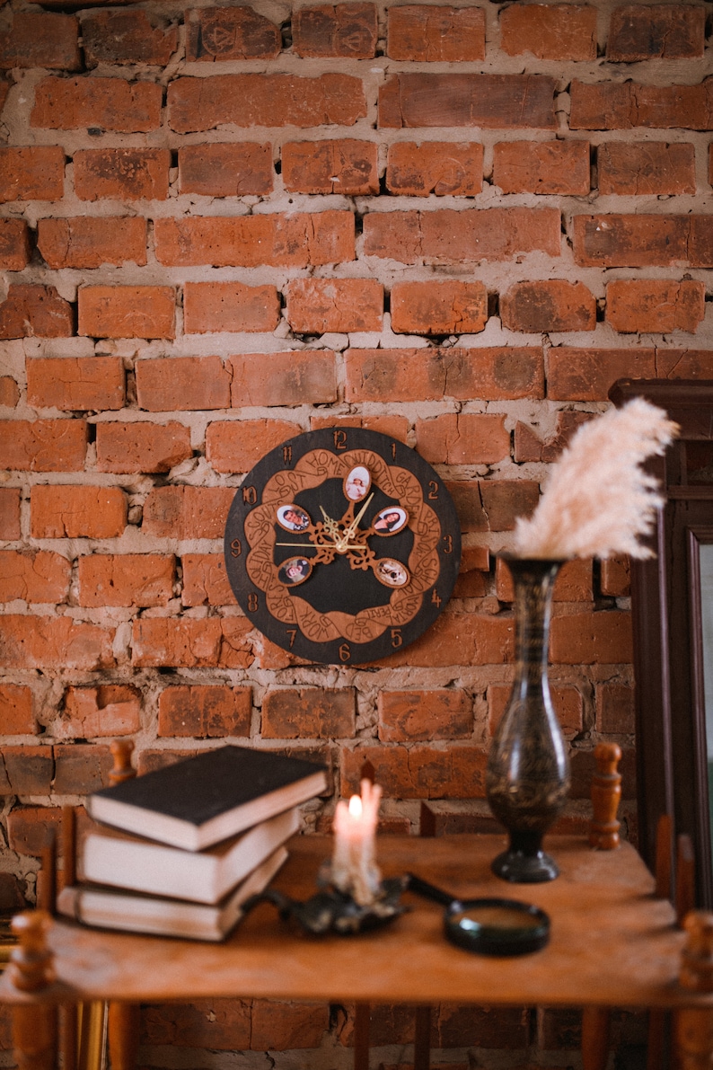 Magical Family Gift Clock image 7