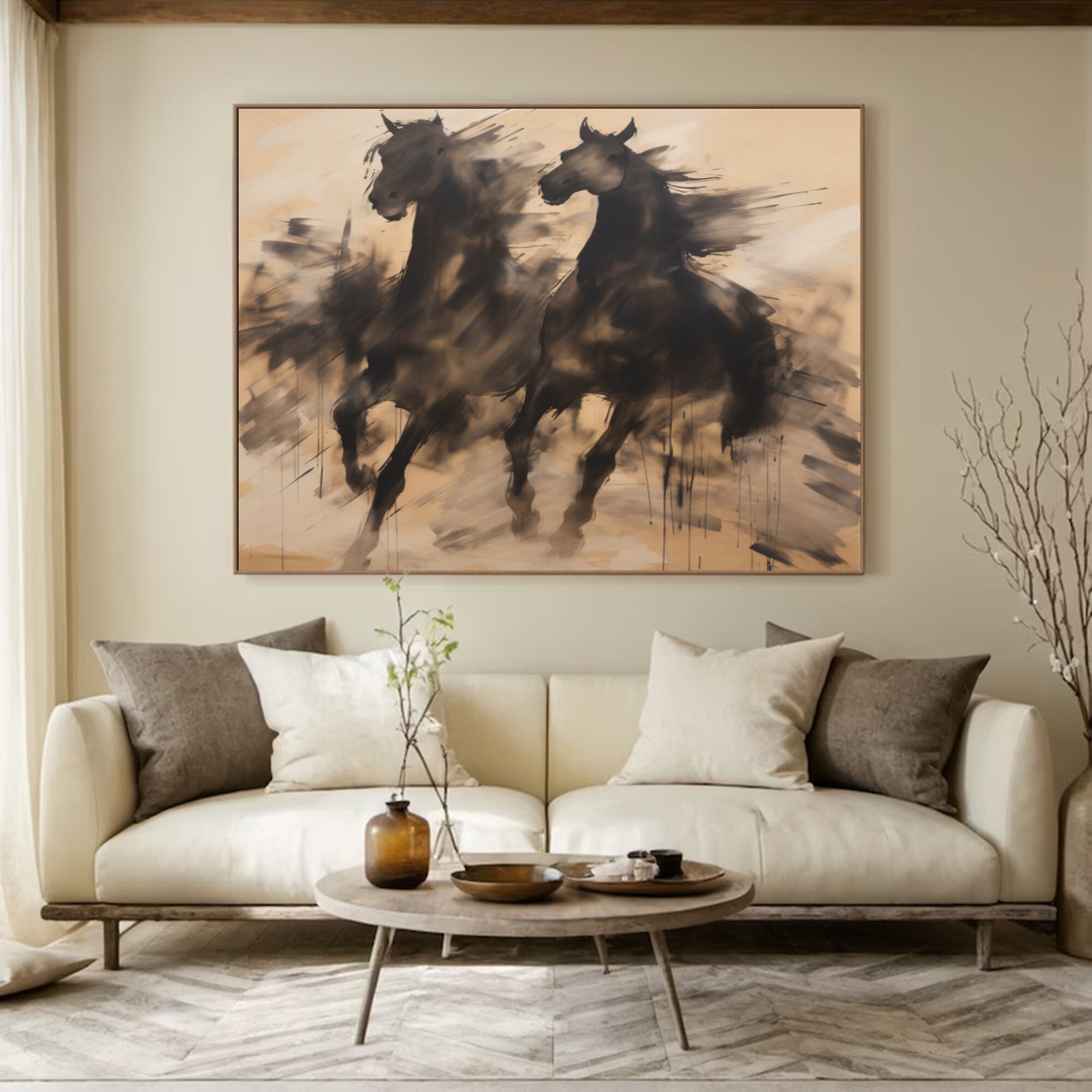 キャンバスに描かれた質感のある馬の絵画：ベージュブラウンの大きな