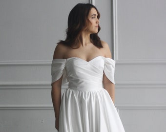 Minimalistische satijnen trouwjurk, klassieke off-shoulder bruidsjurk met liefje