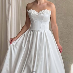 Strapless Princess Wedding Dress A Line Satin Bridal Dress Romantic Flower Wedding Gown Whimsical Modern Dress Wedding Classy Elegant Gown
