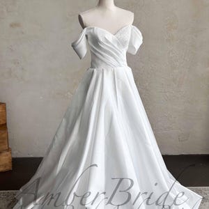 Beaded Satin Wedding Dress Off Shoulder Modern Dress Wedding Sweetheart A Line Bridal Dress Romantic Princess Wedding Gown with Corset