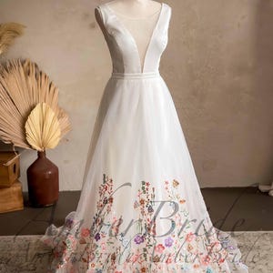 Garden Colored Wedding Dress Colorful Floral Dress Wedding Off Shoulder Romantic Bridal Dress Forest Wildflower Wedding Gown A Line Hippy