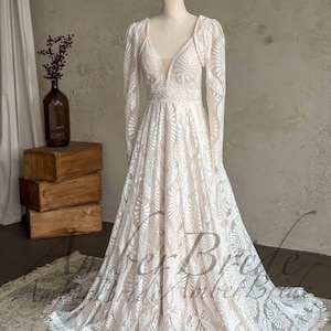 All Lace Boho Wedding Dress Long Sleeve Bohemian Dress Wedding A Line Embroidered Bridal Dress Detachable Sleeve Wedding Gown Boheme Wedding