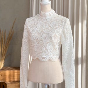 High Neck Lace Wedding Bolero with Long Sleeves, Button Back Bridal Top, Scalloped Lace Wedding Topper, Boho Bridal Jacket Cover Up