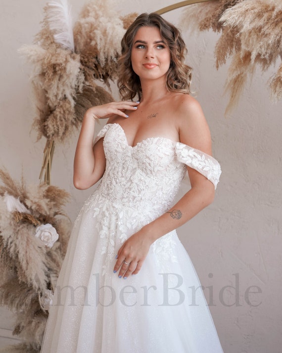 Off Shoulder Glitter Wedding Dress With Corset Back, Sparkly Tulle Bridal  Gown, Lace Applique A-line Dress, Fairytale Princess Bride - Etsy Israel