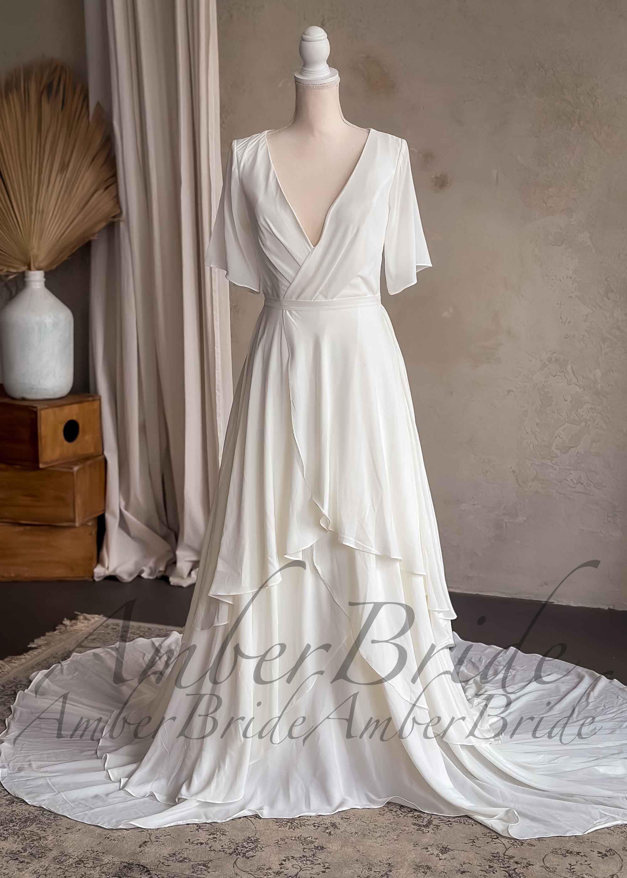 Medieval Layered Skirt Wedding Dress Vintage Flutter Sleeve Dress Wedding Flowy Wrap Style Bridal Dress Elegant Bohemian Wedding Gown