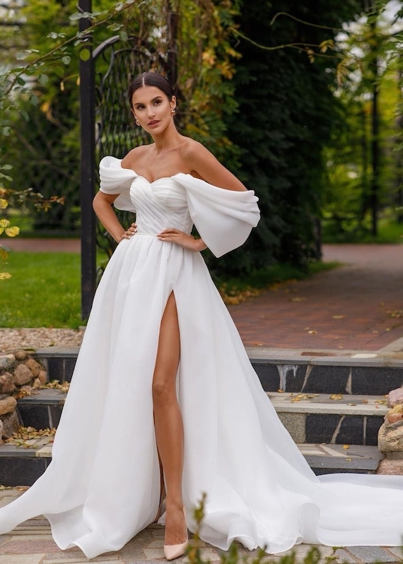 Simple Wedding Dress 2024 Bateau Neck Long Sleeves A-Line Bridal Dresses  Free Customization - Milanoo.com