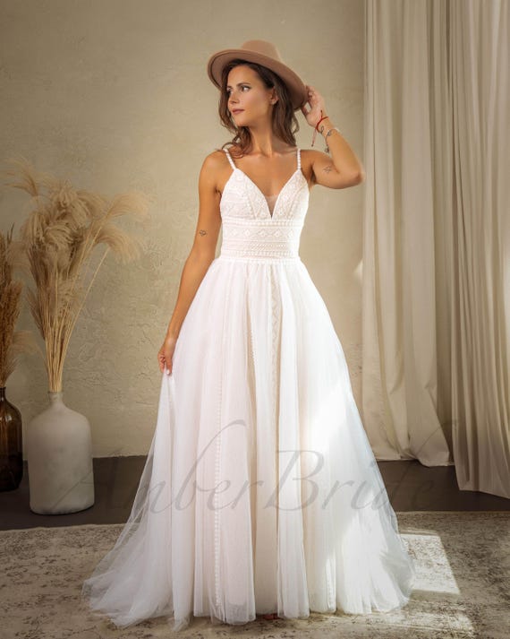 Spaghetti A-line Tulle Lace Wedding Dresses, Elegant Wedding Dresses, Bridal Gown Spaghetti A-line Tulle Lace Wedding Dresses, Elegant Wedding Dresses, Bridal Gown