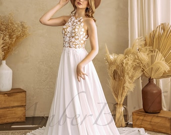 Simple Floral Wedding Dress Long Train Rustic Dress Wedding with Flowers Hippy A Line Wedding Gown Romantic Backless Bridal Dress Boho Dress