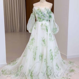 Green Floral Wedding Dress Long Sleeve Forest Bridal Dress Fantasy A Line Dress Wedding Colorful Hippie Wedding Gown Rustic Wedding Dress