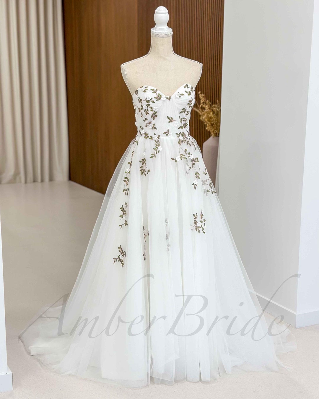 Floral Embroidered Wedding Dress Strapless Fairy Dress Wedding A Line — free download