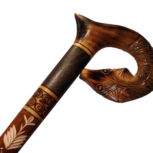 Beautiful wooden walking stick, Cane with carved fox head, Sturdy cane of wood, Lightweight walking stick, Handmade cane, Ornamental handle
