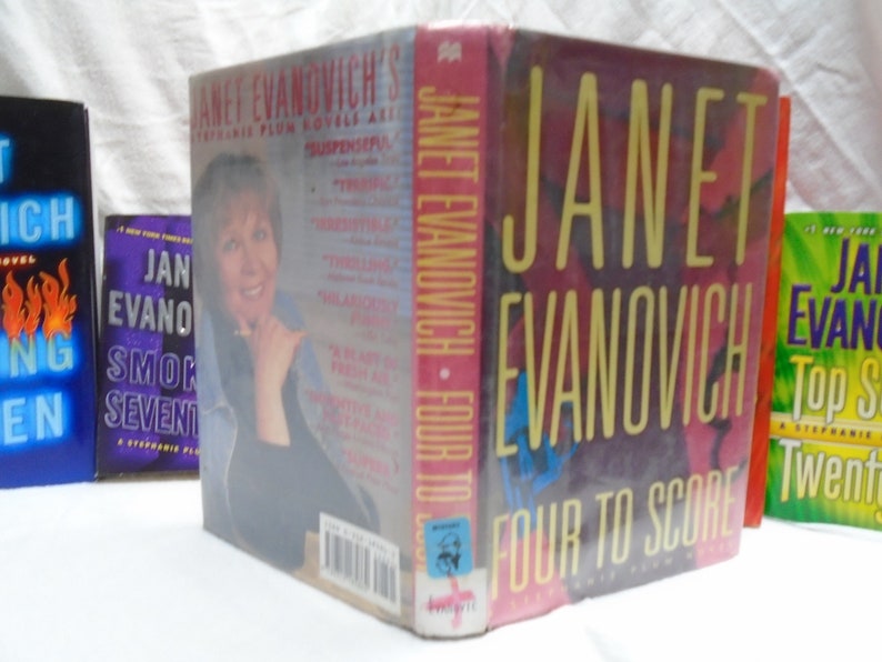 Janet Evanovich Books, Stephanie Plum, Hardcovers & Paperbacks, Your Choice, Some As Is, READ DESCRIPTIONS CAREFULLY image 6