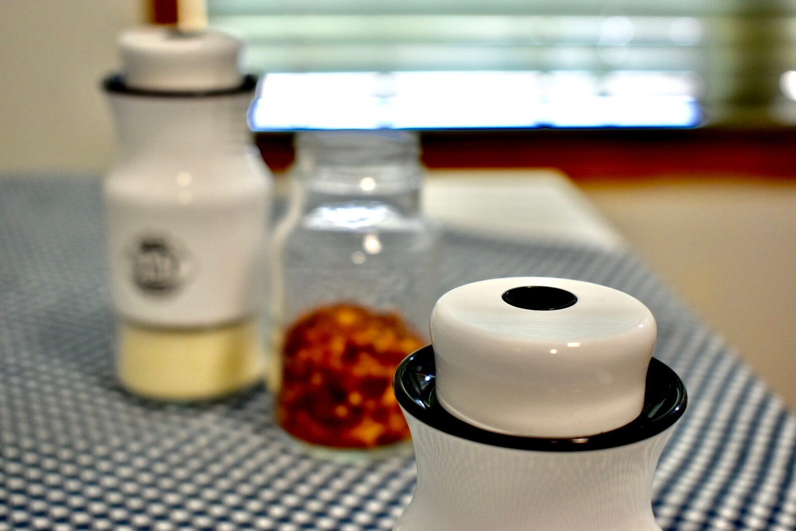 Salt and Pepper Shakers With 3 Adjustable Pour Holes Elegant Etsy