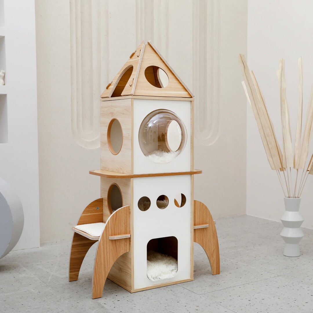 Rocket Multilevel Cat Tree Spaceship Modern Scratcher Cat Tower With 3